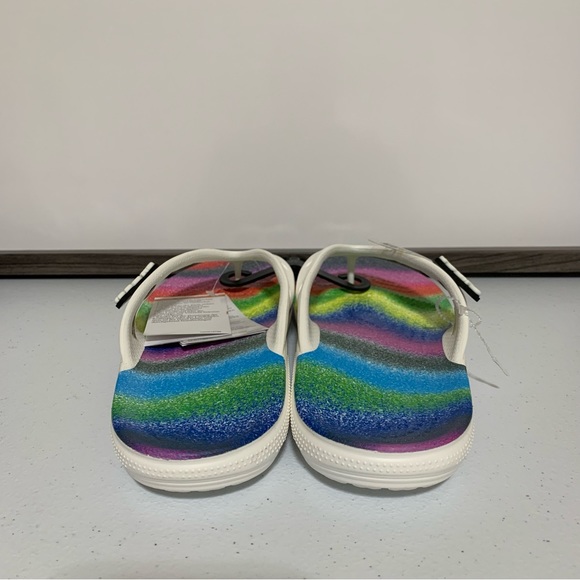 Crocs Unisex Classic Spray Dye Flip Flop Sandals-Size 8W/6M NWT - Picture 2 of 10
